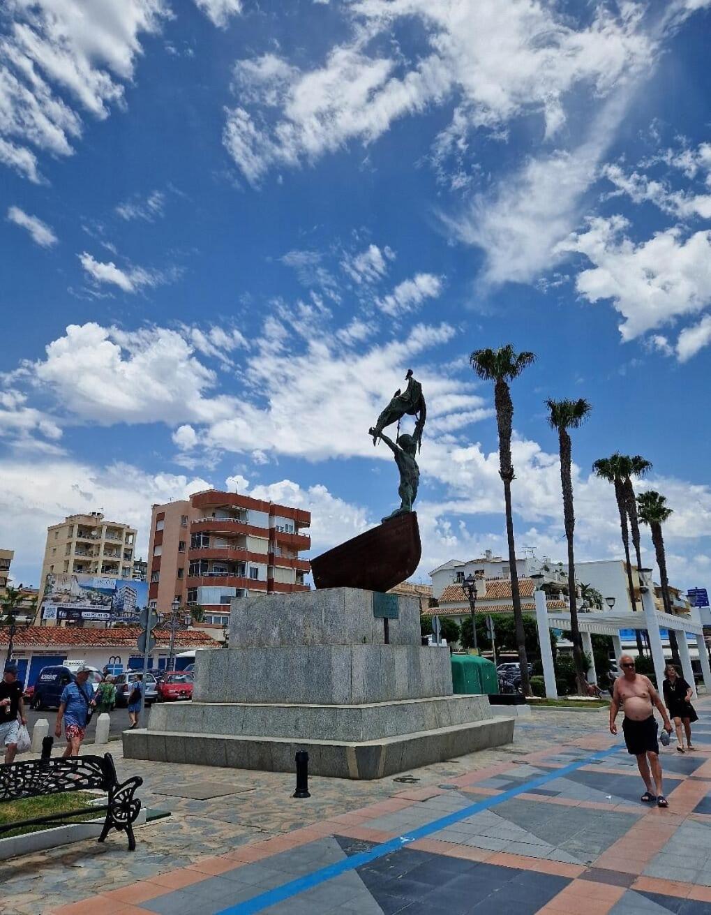 Apartamento Lidia Planta 2, La Carihuela 1ª Linea Playa, Vistas Mar, Buhardilla 1 Dormitorio, 40 M2, 1-3 Huesped, Terraza, Wifi Torremolinos Ngoại thất bức ảnh
