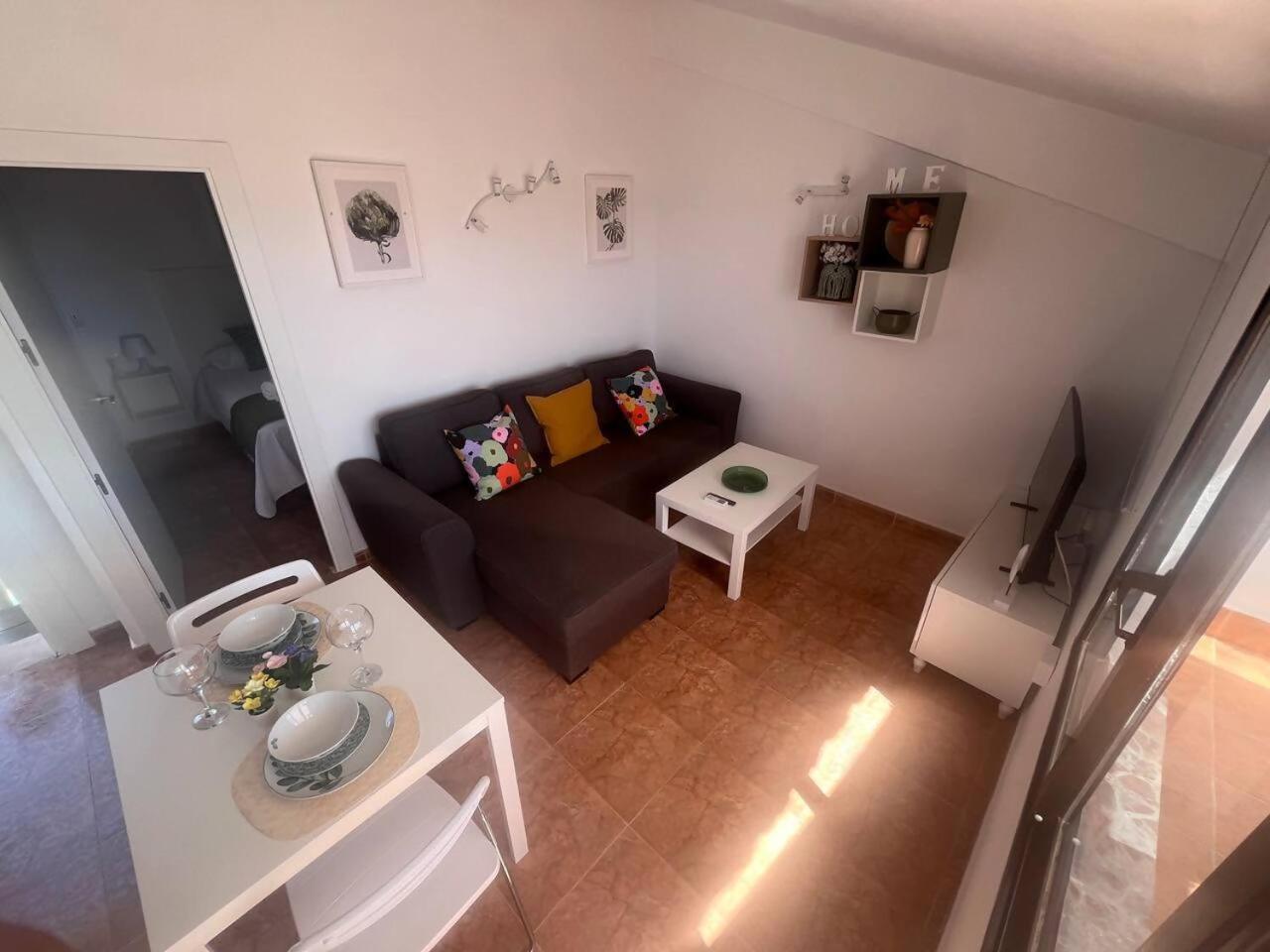 Apartamento Lidia Planta 2, La Carihuela 1ª Linea Playa, Vistas Mar, Buhardilla 1 Dormitorio, 40 M2, 1-3 Huesped, Terraza, Wifi Torremolinos Ngoại thất bức ảnh