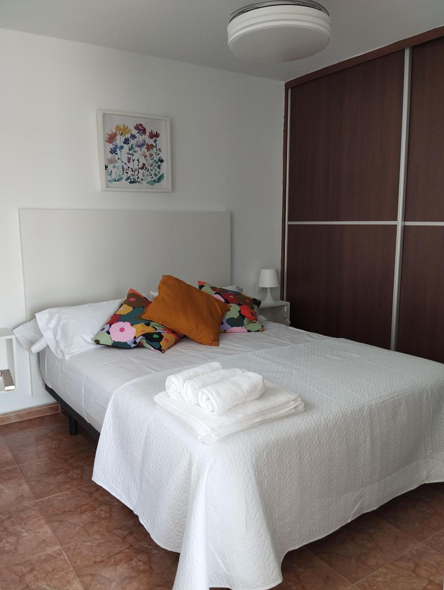 Apartamento Lidia Planta 2, La Carihuela 1ª Linea Playa, Vistas Mar, Buhardilla 1 Dormitorio, 40 M2, 1-3 Huesped, Terraza, Wifi Torremolinos Ngoại thất bức ảnh